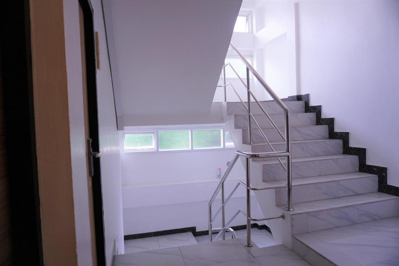 Racha Caftel - 7 House - รชาคาฟเทล Aparthotel Chiang Mai Exteriör bild